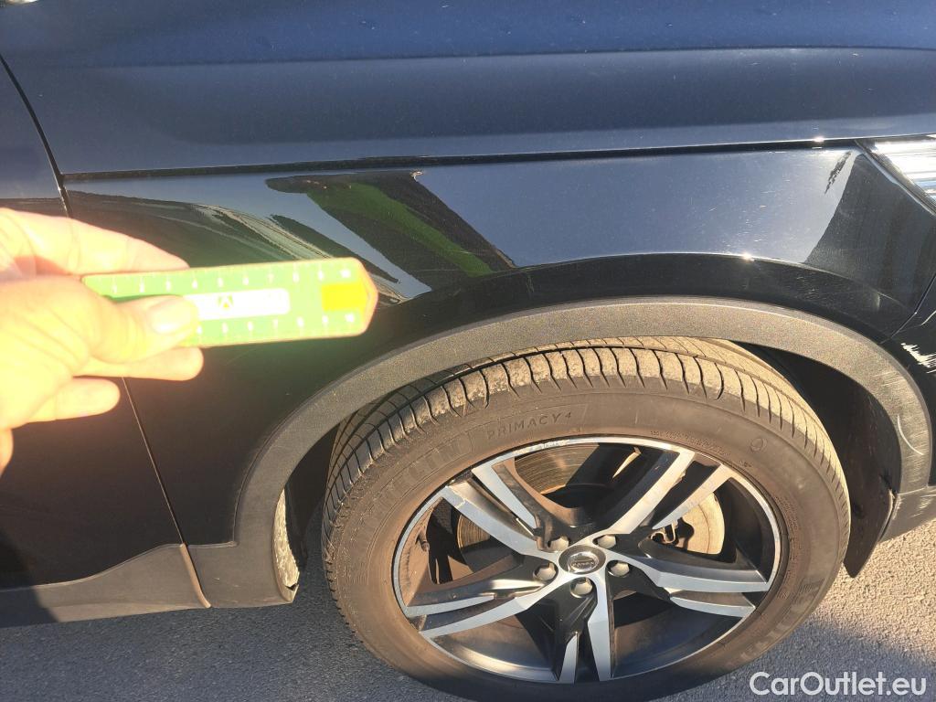  Volvo  XC 40 VOLVO XC40 / 2017 / 5P / todoterreno 1.5 T4 Twin Recharge R-Design Exp Auto #35