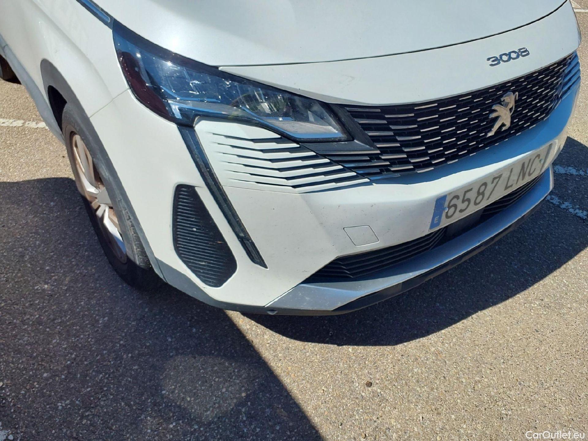  Peugeot  3008 PEUGEOT  / 2020 / 5P / todoterreno 1.5 BlueHDi 96kW (130CV) S&S Active Pack #30