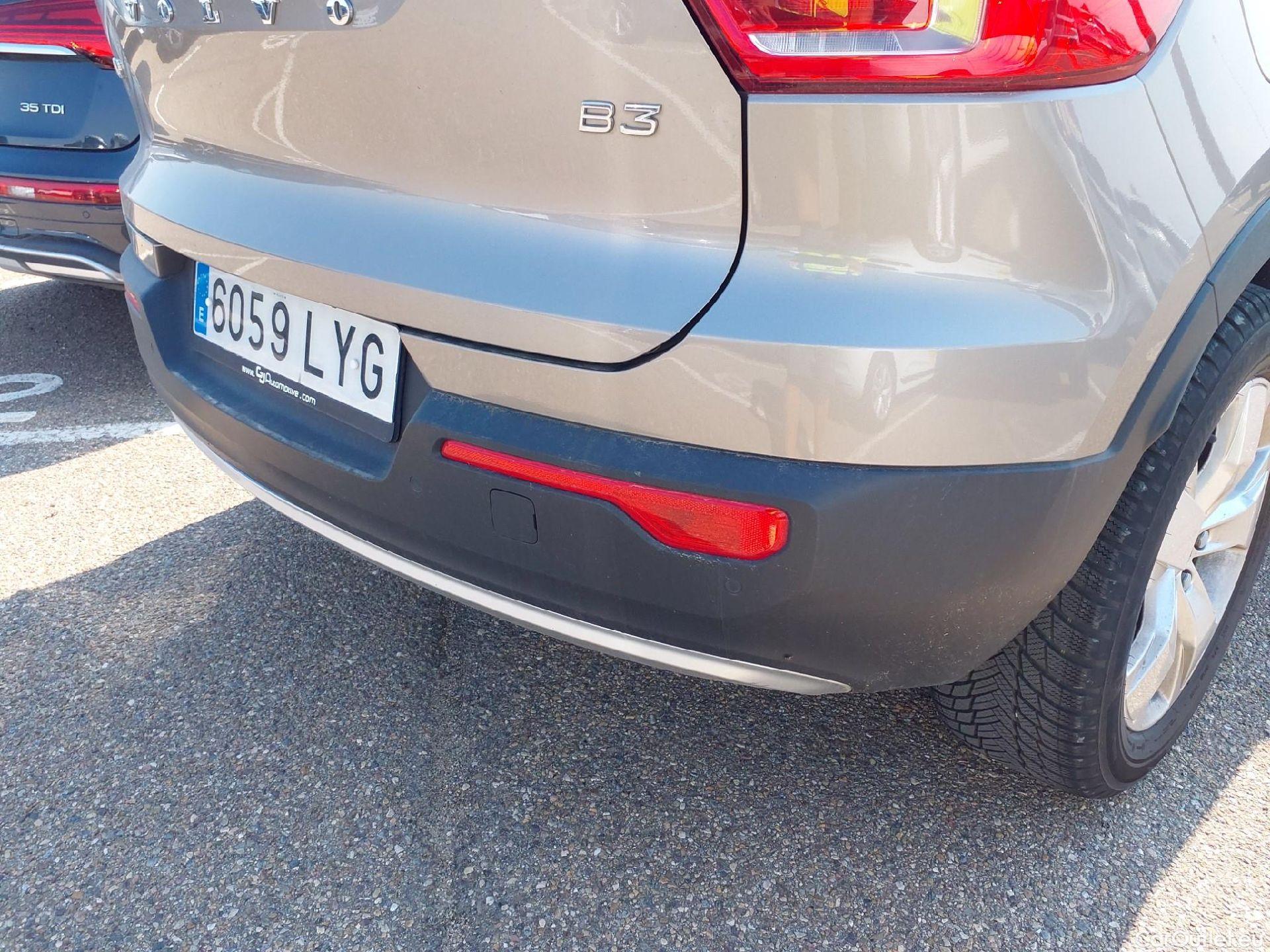  Volvo  XC 40 VOLVO XC40 / 2017 / 5P / todoterreno 2.0 B3 G Momentum Pro Auto #16