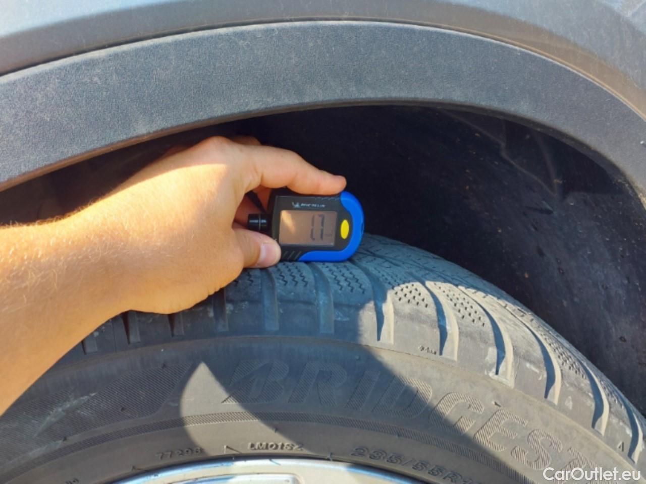  Volvo  XC 40 VOLVO XC40 / 2017 / 5P / todoterreno 2.0 B3 G Momentum Pro Auto #25