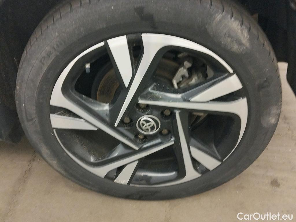  Toyota  C-HR TOYOTA  / 2019 / 5P / todoterreno 1.8 125H Advance #5
