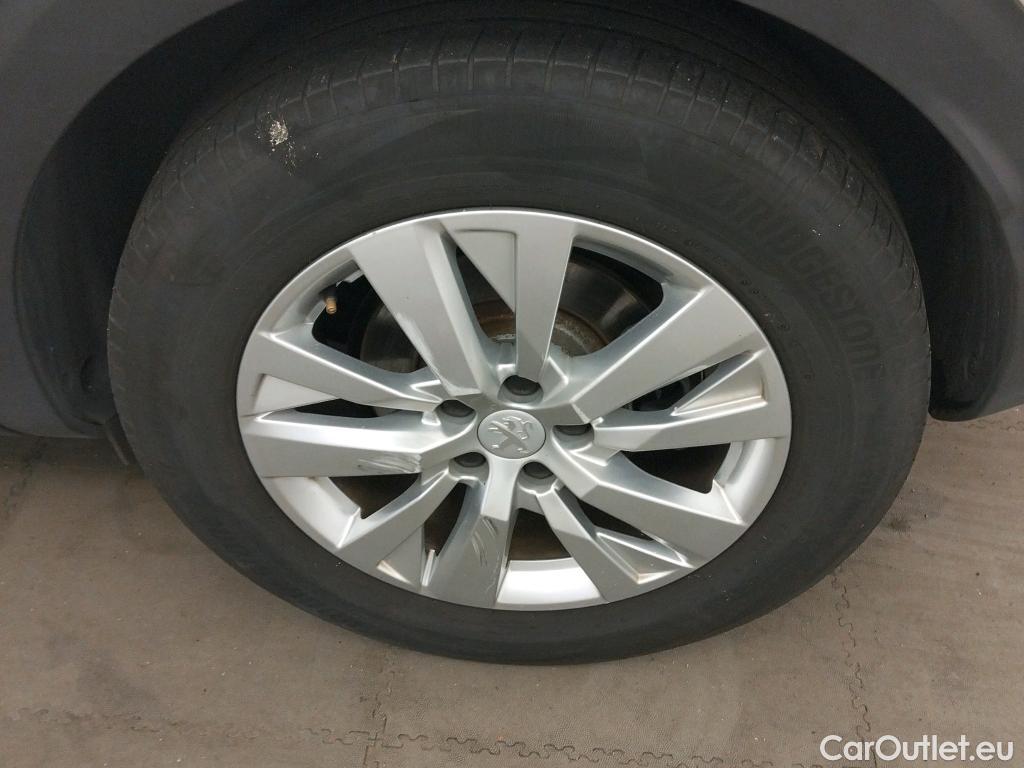  Peugeot  3008 PEUGEOT  / 2020 / 5P / todoterreno 1.5 BlueHDi 96kW S&S Active Pack EAT8 #13