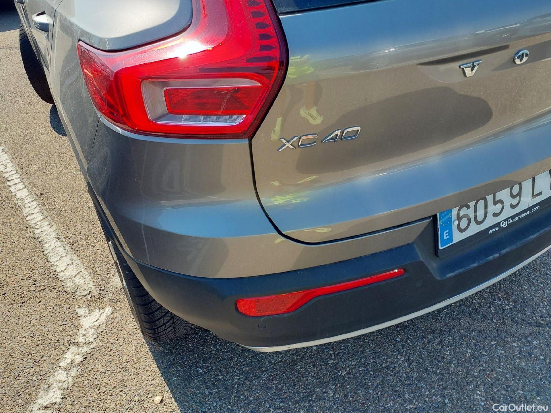  Volvo  XC 40 VOLVO XC40 / 2017 / 5P / todoterreno 2.0 B3 G Momentum Pro Auto #10