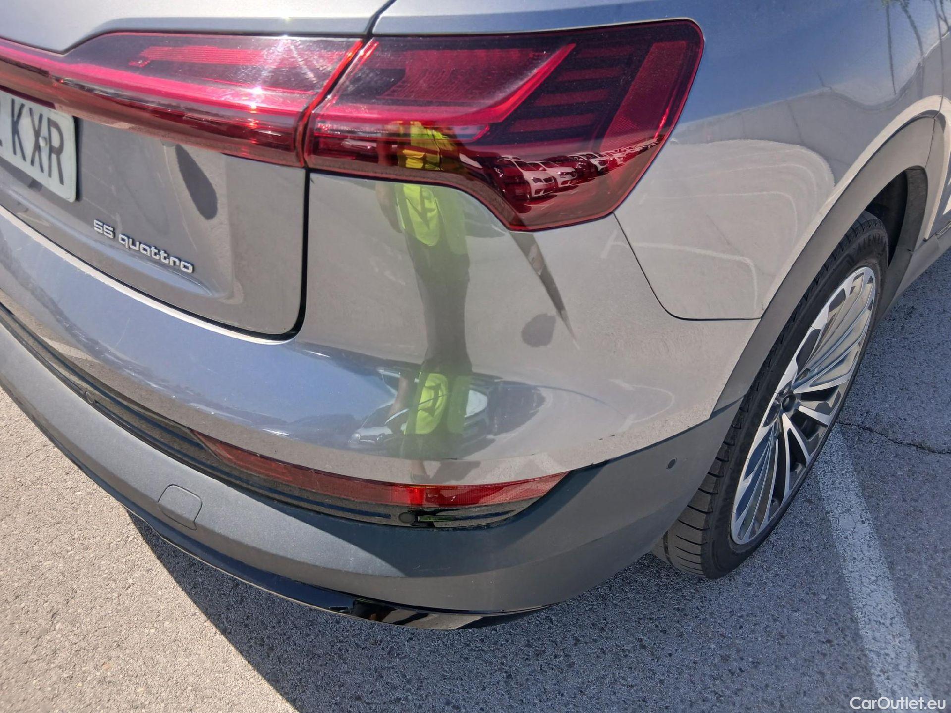  Audi  E-TRON AUDI  / 2019 / 5P / todoterreno 55 quattro #23