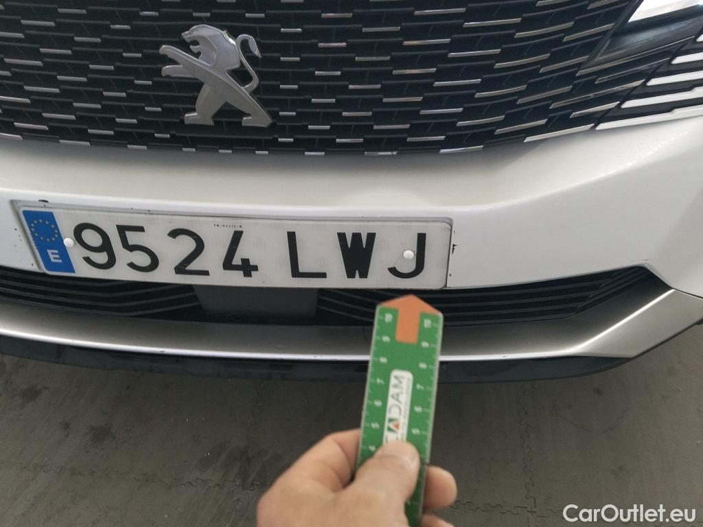  Peugeot  3008 PEUGEOT  / 2020 / 5P / todoterreno 1.5 BlueHDi 96kW S&S Active Pack EAT8 #26