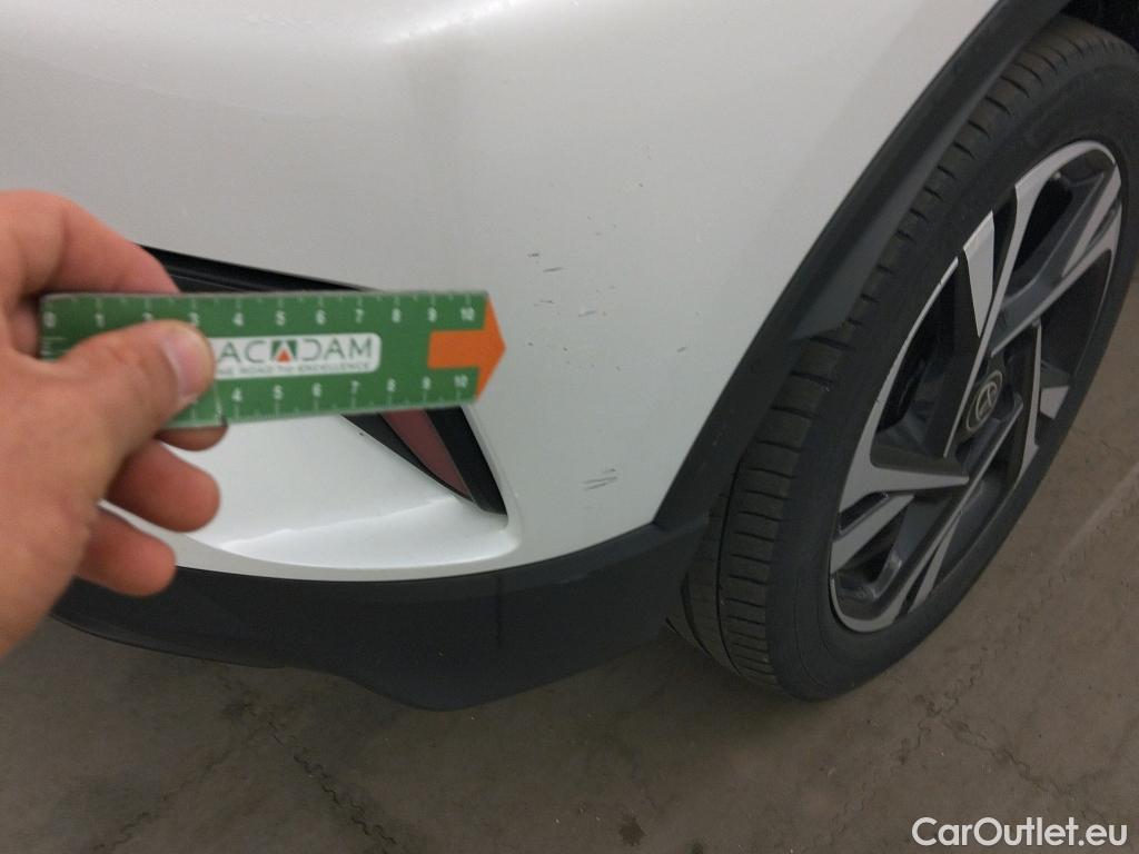  Toyota  C-HR TOYOTA  / 2019 / 5P / todoterreno 1.8 125H Advance #20