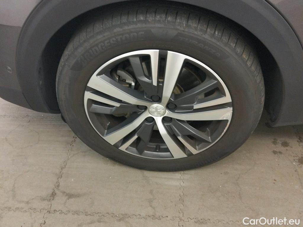  Peugeot  3008 PEUGEOT  Hybrid / 2020 / 5P / todoterreno 225 e-EAT8 Allure (AC2) #10