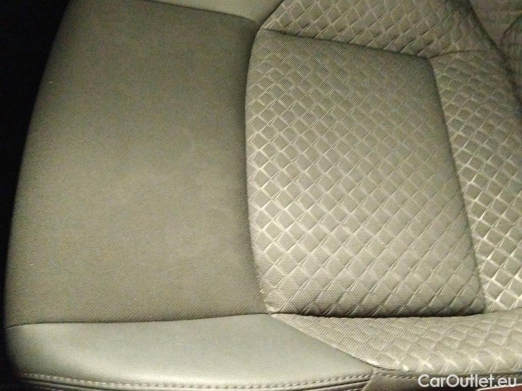  Toyota  C-HR TOYOTA  / 2019 / 5P / todoterreno 1.8 125H Advance #14