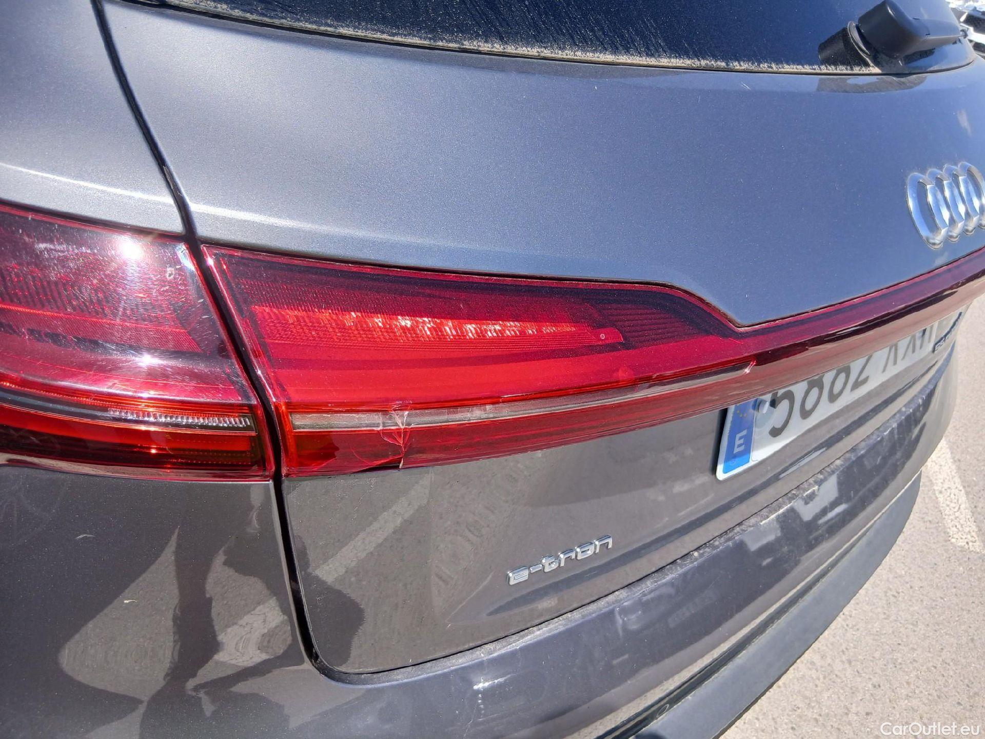  Audi  E-TRON AUDI  / 2019 / 5P / todoterreno 55 quattro #20
