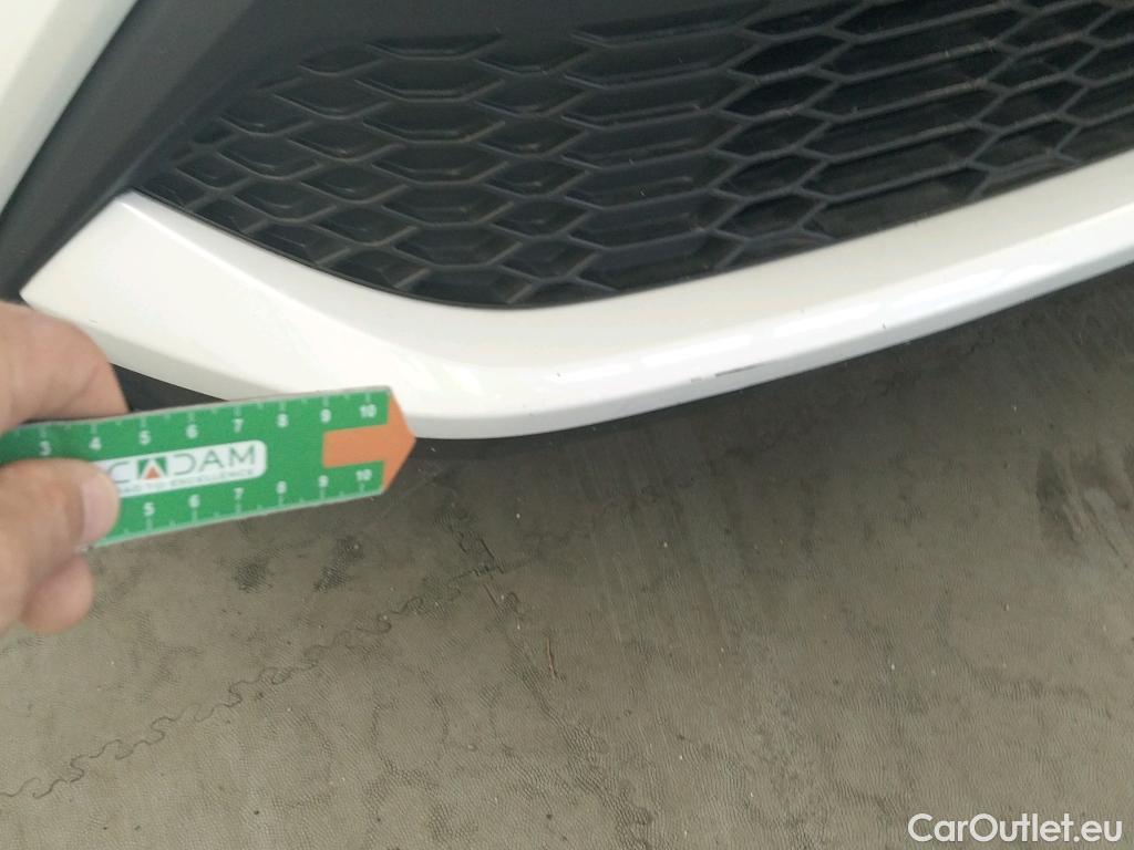  Toyota  C-HR TOYOTA  / 2019 / 5P / todoterreno 1.8 125H Advance #16
