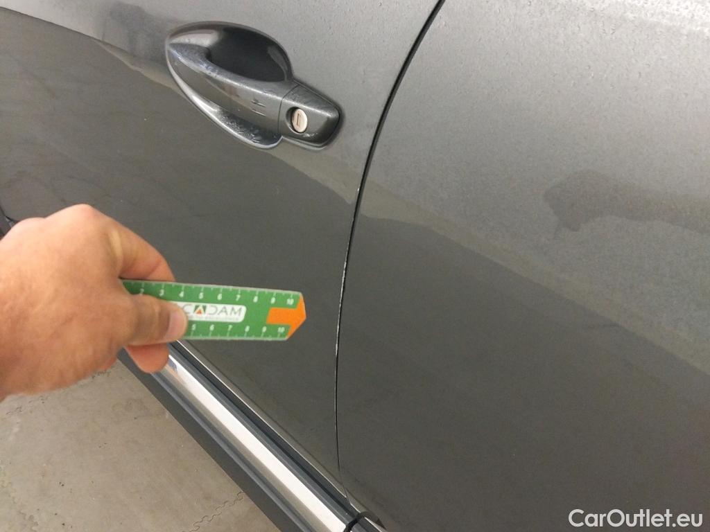  Peugeot  3008 PEUGEOT  Hybrid / 2020 / 5P / todoterreno 225 e-EAT8 Allure (AC2) #2