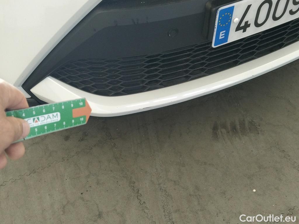  Toyota  C-HR TOYOTA  / 2019 / 5P / todoterreno 1.8 125H Advance #15