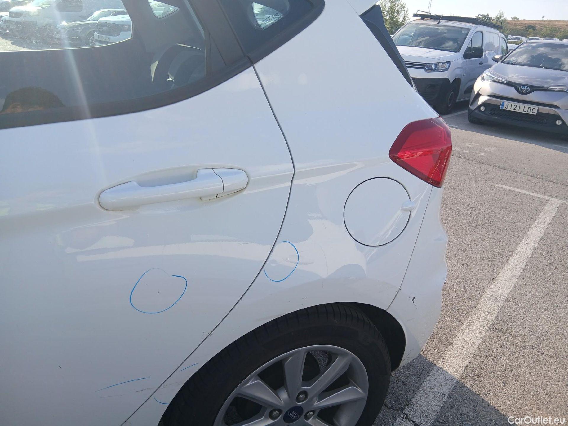  Ford  Fiesta FORD  / 2017 / 5P / berlina con portón 1.0 EcoBoost MHEV 92kW (125CV) Trend 5p #18
