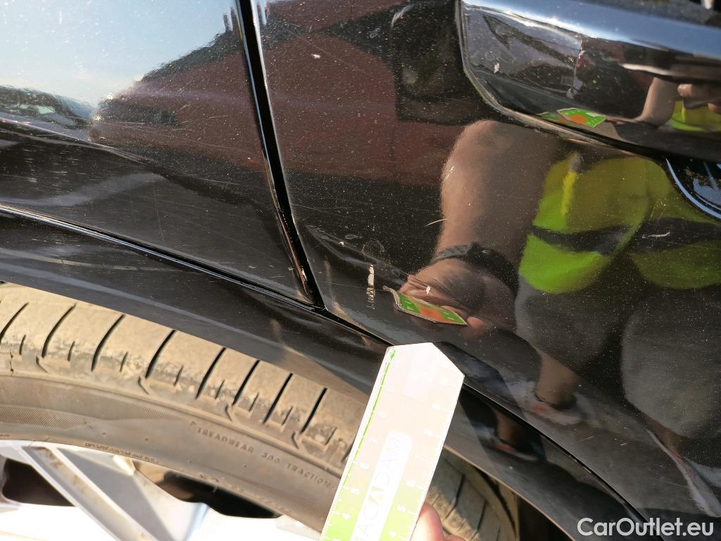  Audi  Q5 AUDI  / 2020 / 5P / todoterreno Genuine 40 TDI 150kW quattro-ultra #9
