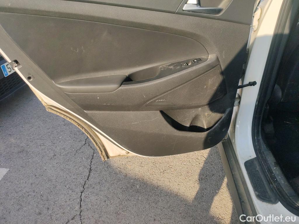  Hyundai  Tucson HYUNDAI  / 2018 / 5P / todoterreno 2.0 CRDI 136kW (185CV) 48V Style AT 4X4 #31