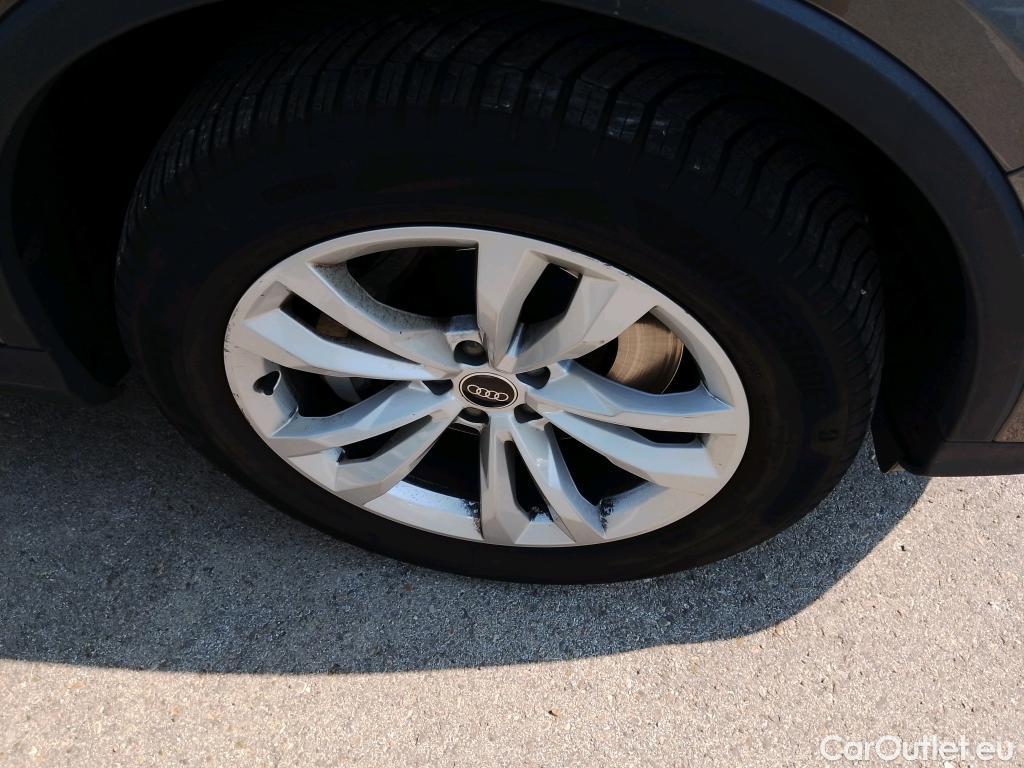  Audi  Q7 AUDI  / 2019 / 5P / todoterreno 55 TFSIe 280kW (381CV) quattro tiptronic #9