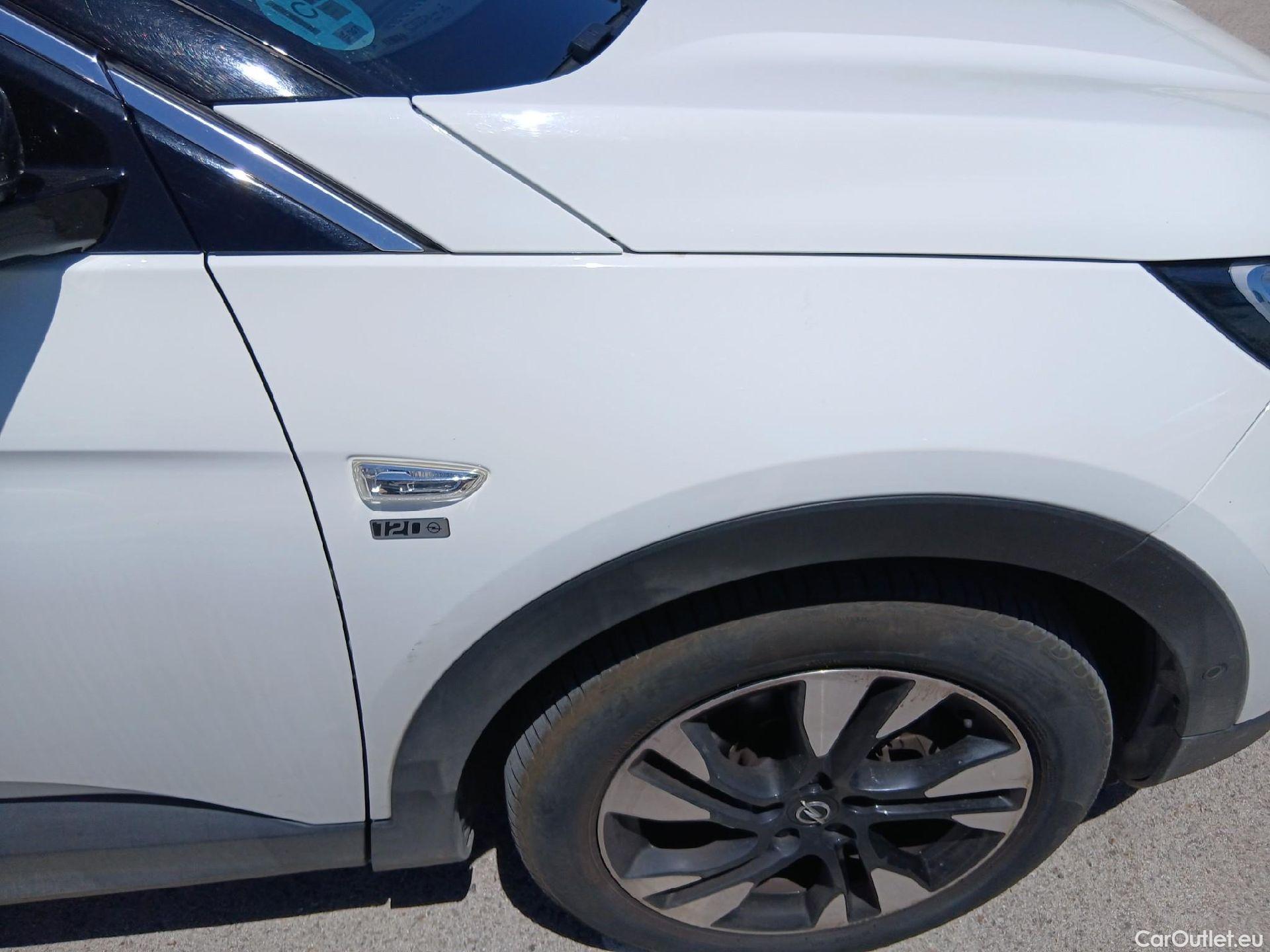  Opel   Grandland X OPEL / 2017 / 5P / todoterreno 1.5 CDTi 120 Aniversario Auto #42