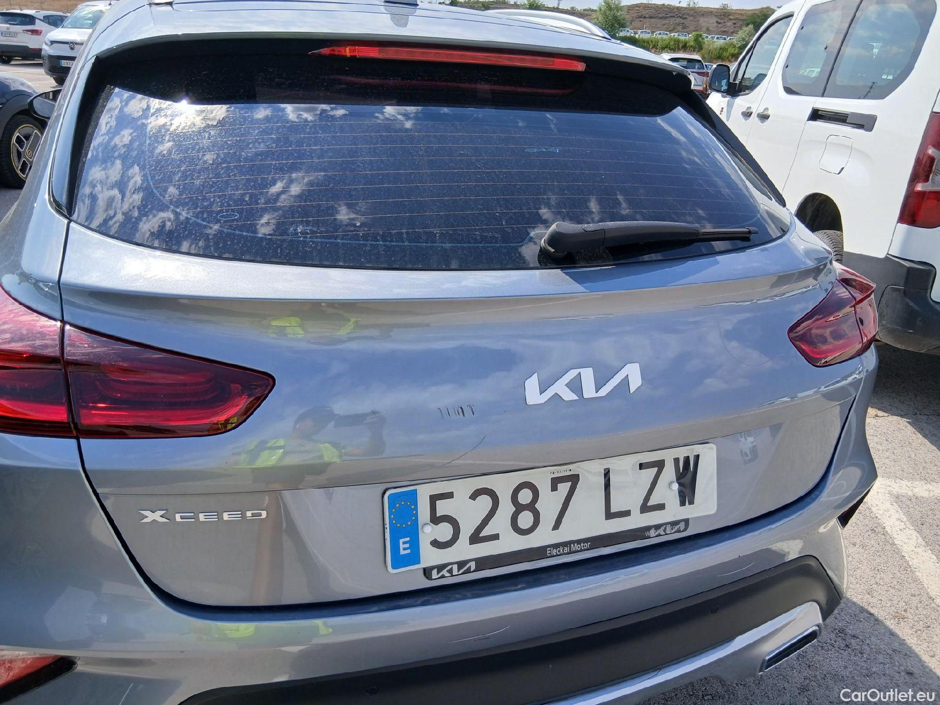 KIA  XCeed KIA  / 2019 / 5P / todoterreno 1.0 T-GDi Drive 88kW (120CV) #37