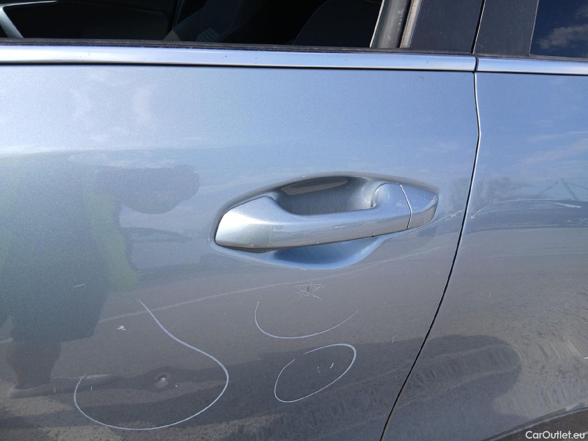  KIA  XCeed KIA  / 2019 / 5P / todoterreno 1.0 T-GDi Drive 88kW (120CV) #15