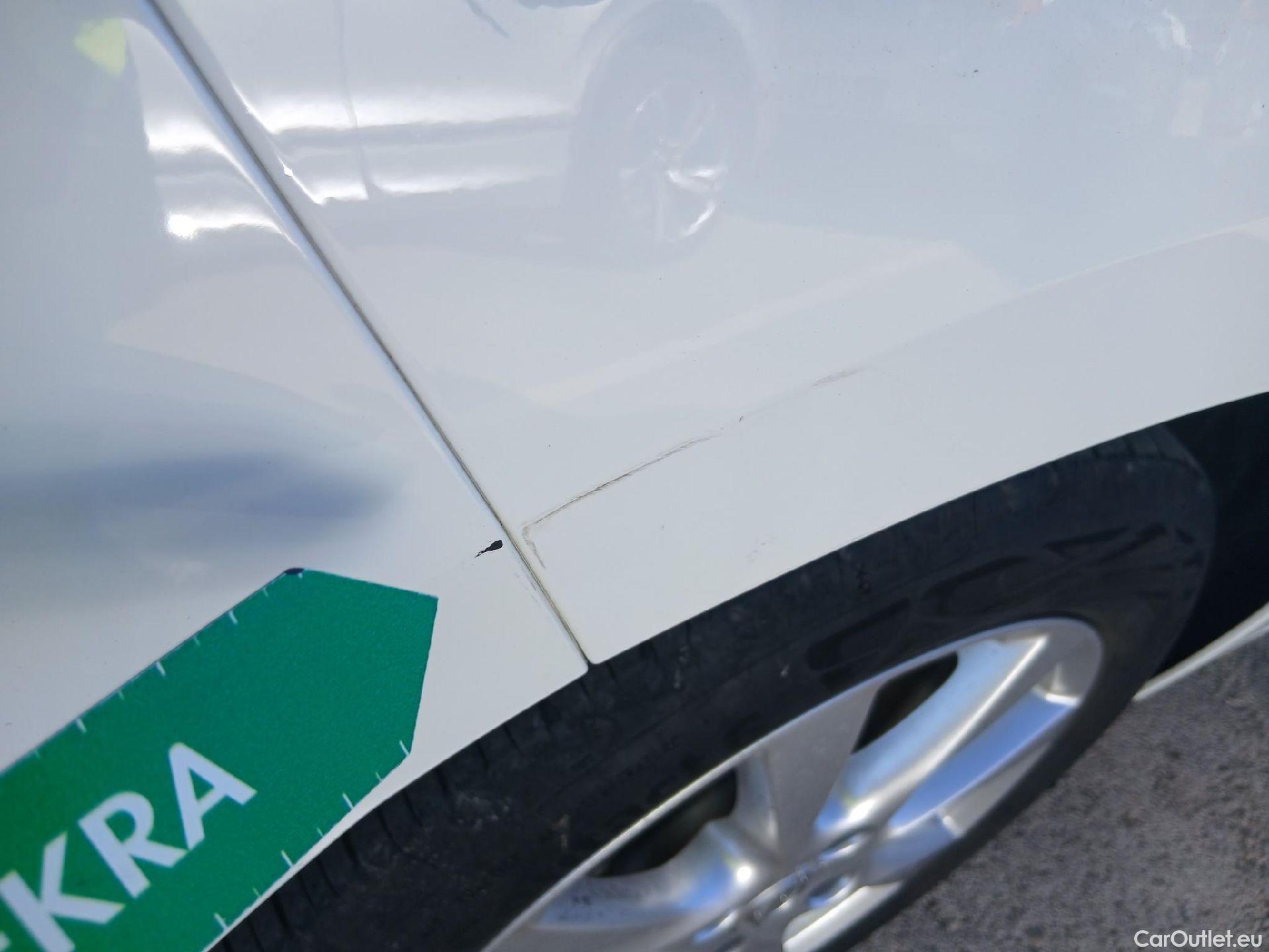  Opel  Corsa OPEL  / 2019 / 5P / berlina con portón 1.2T XHL 74kW (100CV) Edition (AC2) #20