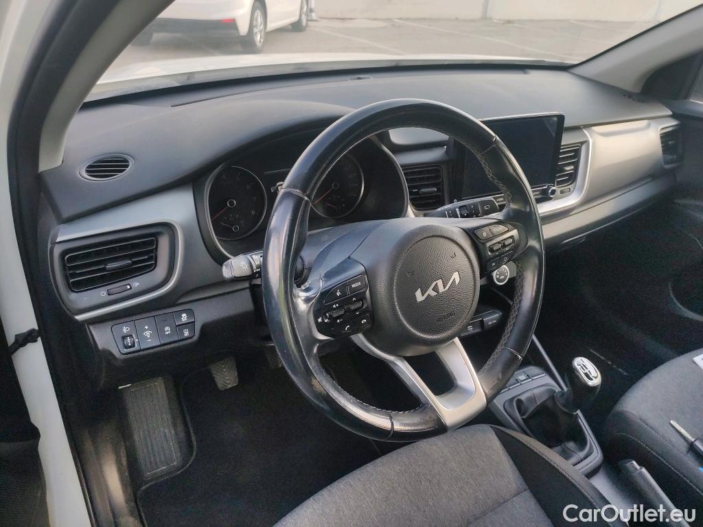  KIA  STONIC KIA  / 2017 / 5P / todoterreno 1.0 T-GDi 74kW MHEV iMT Concept Plus(SL)(SP) #19