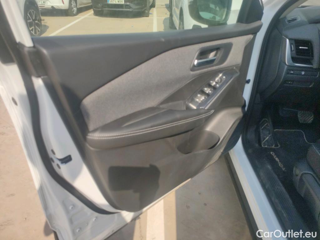  Nissan  Qashqai NISSAN  / 2024 / 5P / todoterreno DIG-T 117kW (158CV) mHEV CVT Acenta #3