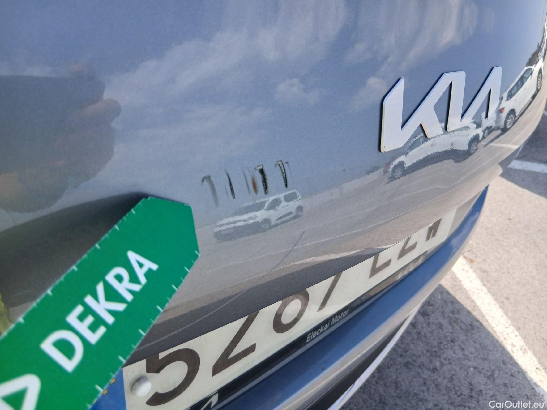  KIA  XCeed KIA  / 2019 / 5P / todoterreno 1.0 T-GDi Drive 88kW (120CV) #36