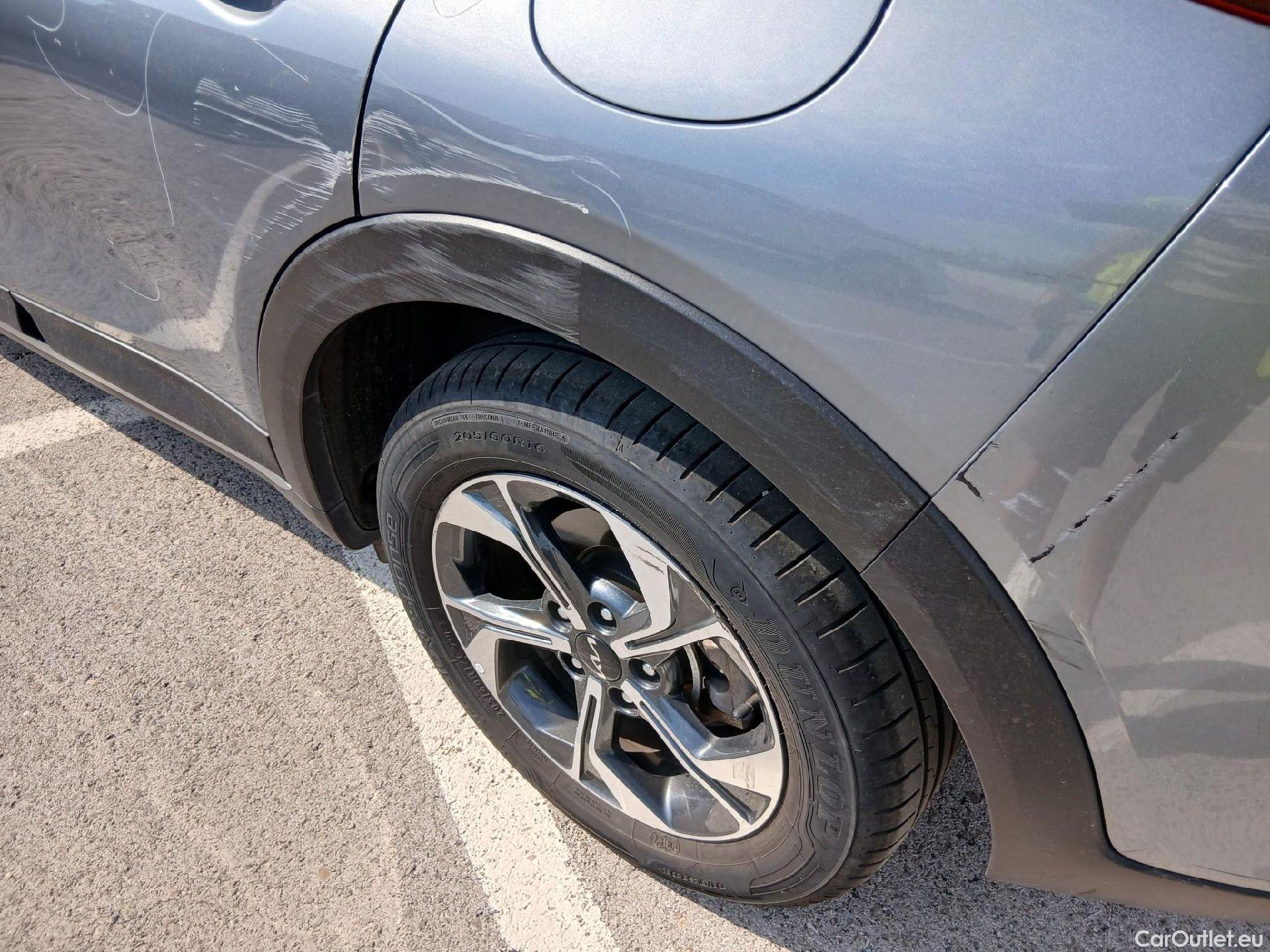  KIA  XCeed KIA  / 2019 / 5P / todoterreno 1.0 T-GDi Drive 88kW (120CV) #22
