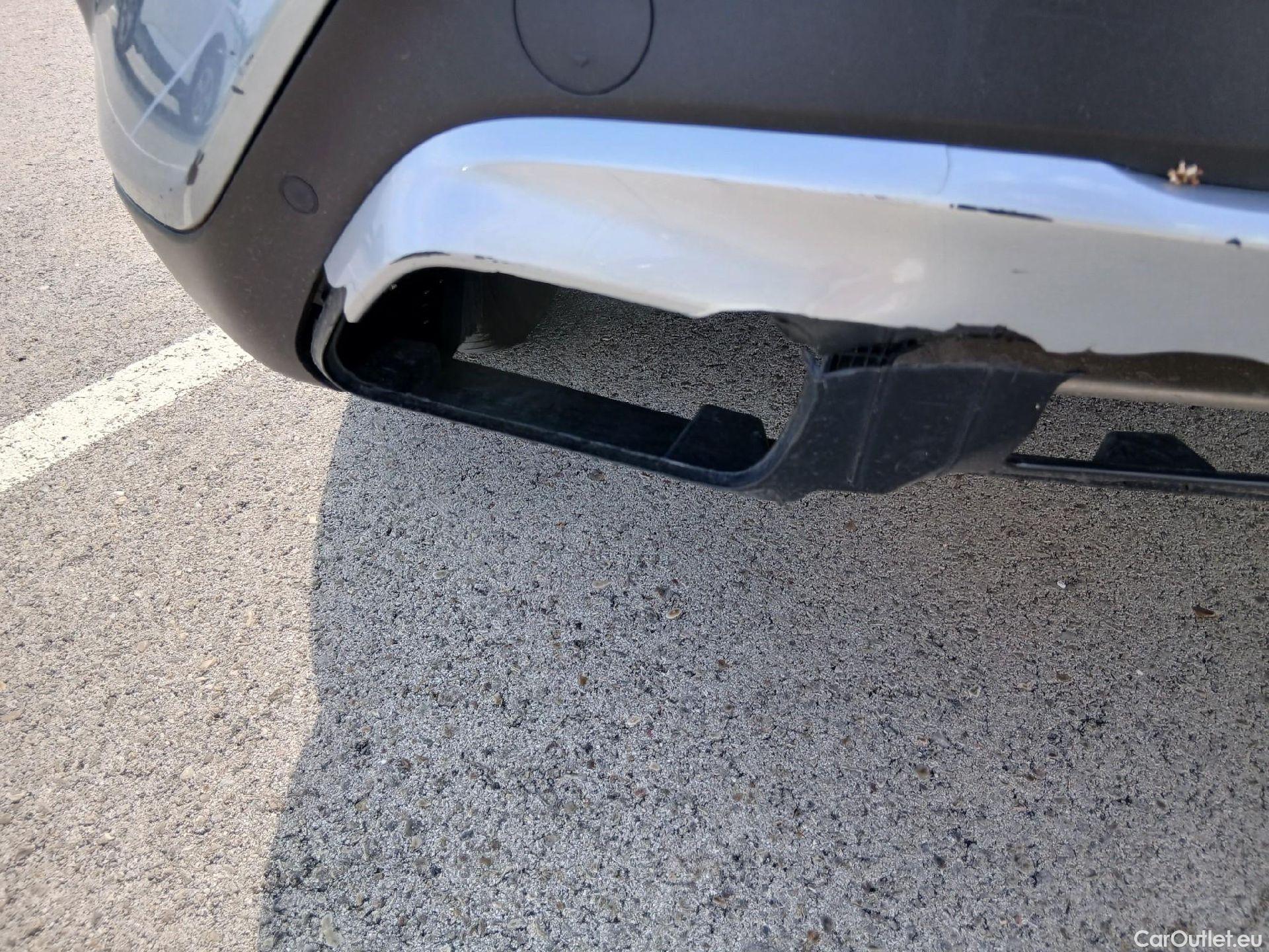  KIA  XCeed KIA  / 2019 / 5P / todoterreno 1.0 T-GDi Drive 88kW (120CV) #33