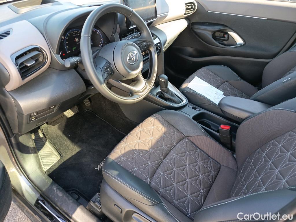  Toyota  Yaris Cross TOYOTA  / 2021 / 5P / todoterreno 1.5 120H Style #21