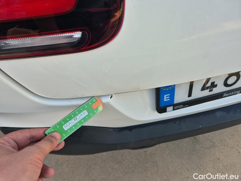  Citroen  C4 Cactus CITROEN  / 2018 / 5P / berlina con portón BlueHDi 74KW (100CV) S&S Feel #29