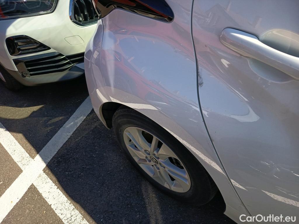  Toyota  Yaris TOYOTA  1.5 120H Business Plus #8