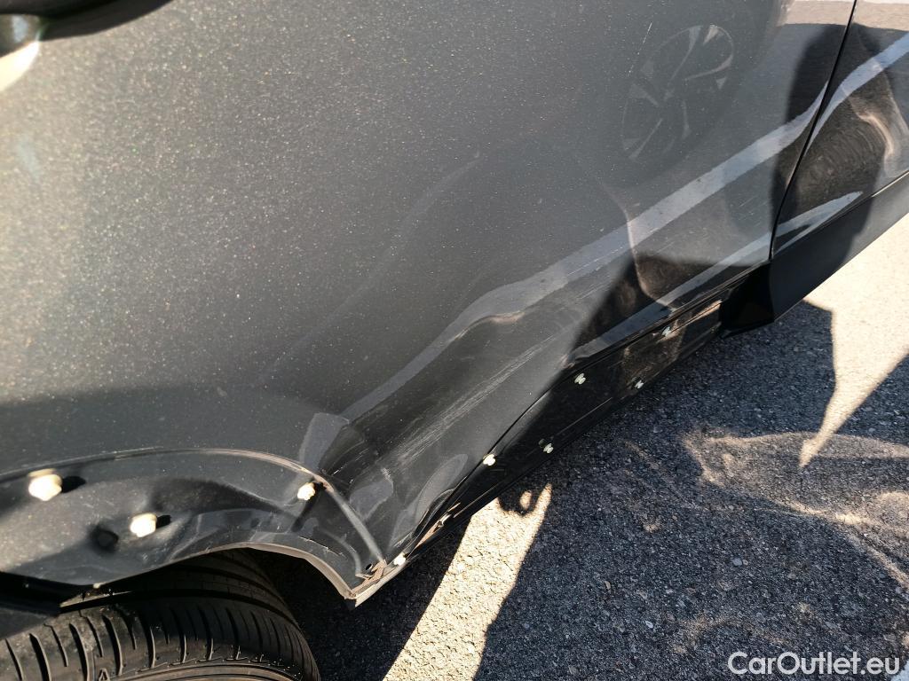  Toyota  Yaris Cross TOYOTA  / 2021 / 5P / todoterreno 1.5 120H Style #1
