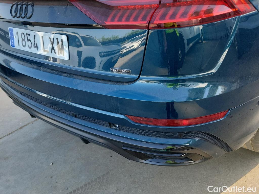  Audi  Q8 AUDI  / 2018 / 5P / todoterreno 50 TDI 210kW Black Line Plus quattro tip #28