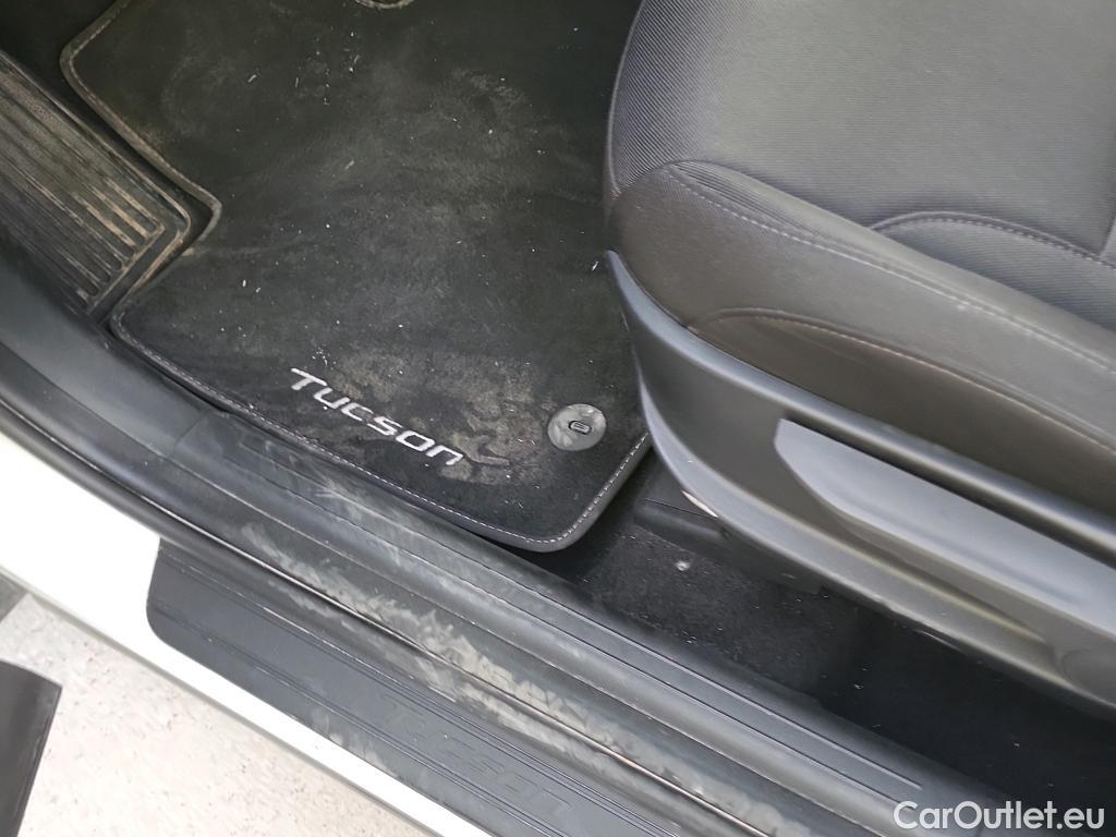  Hyundai  Tucson HYUNDAI  / 2020 / 5P / todoterreno 1.6 CRDI 85kW (115CV) Klass #3