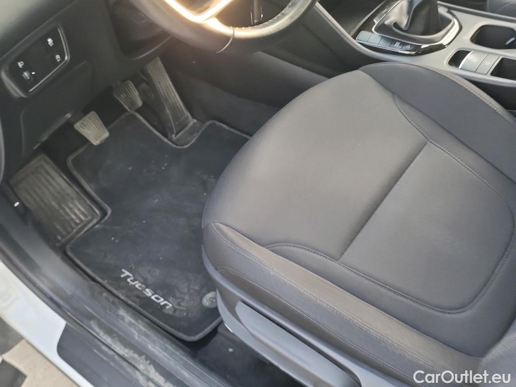  Hyundai  Tucson HYUNDAI  / 2020 / 5P / todoterreno 1.6 CRDI 85kW (115CV) Klass #11