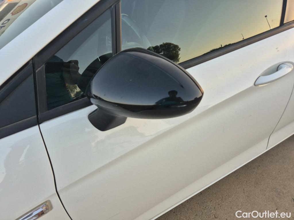  Opel  Astra OPEL  / 2019 / 5P / berlina con portón 1.2T SHL 81kW (110CV) Design & Tech #21