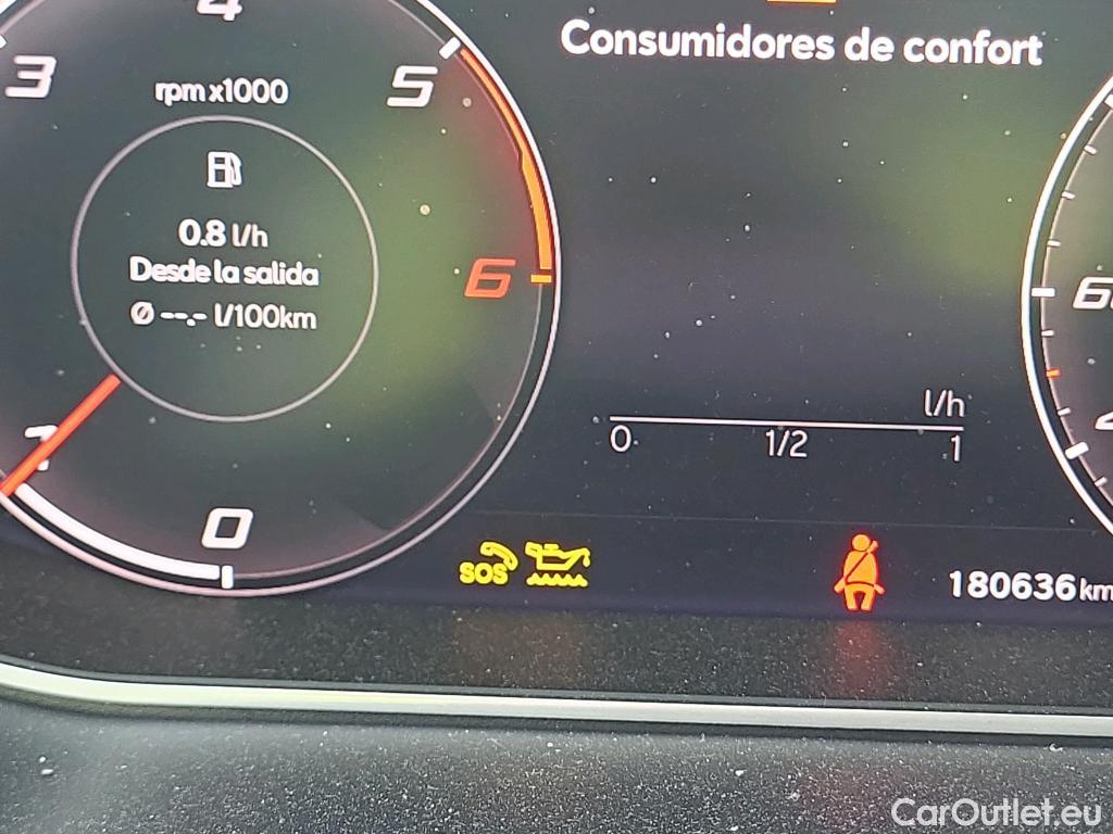  Seat  ATECA SEAT  / 2016 / 5P / todoterreno 2.0 TDI 85kW (115CV) S&S Style Go M(SP) #29