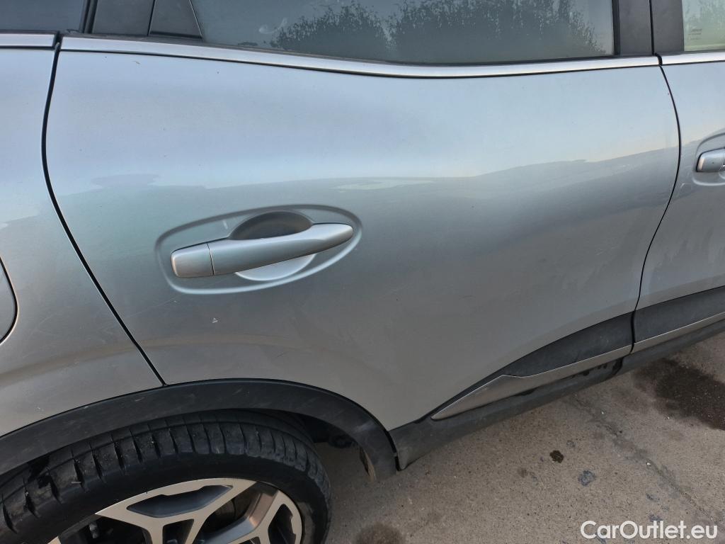  Renault  Kadjar RENAULT  / 2019 / 5P / crossover Zen GPF TCe 103kW (140CV) EDC #9