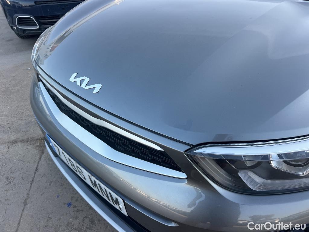  KIA  STONIC  Concept 1.0 T-GDI 100CV MT6 E6d #5