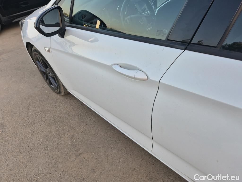  Opel  Astra OPEL  / 2019 / 5P / berlina con portón 1.2T SHL 81kW (110CV) Design & Tech #10