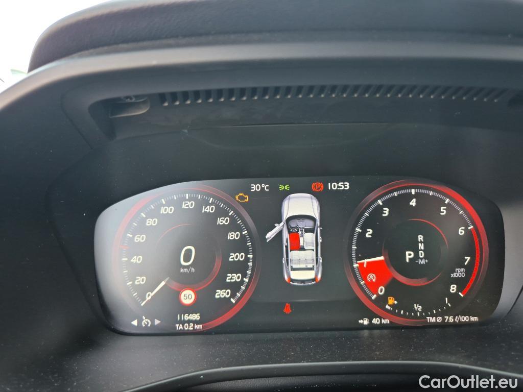  Volvo  XC 40 VOLVO XC40 / 2017 / 5P / todoterreno 1.5 T2 Momentum Core Auto #12