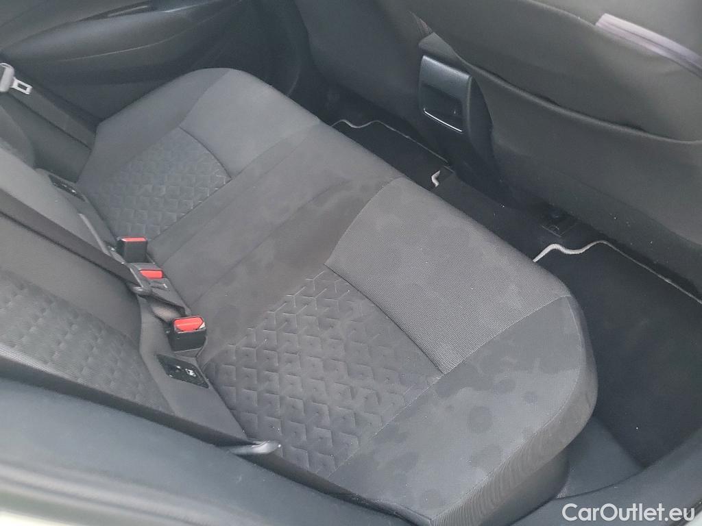  Toyota  Corolla TOYOTA  1.8 125H ACTIVE TECH E-CVT #30