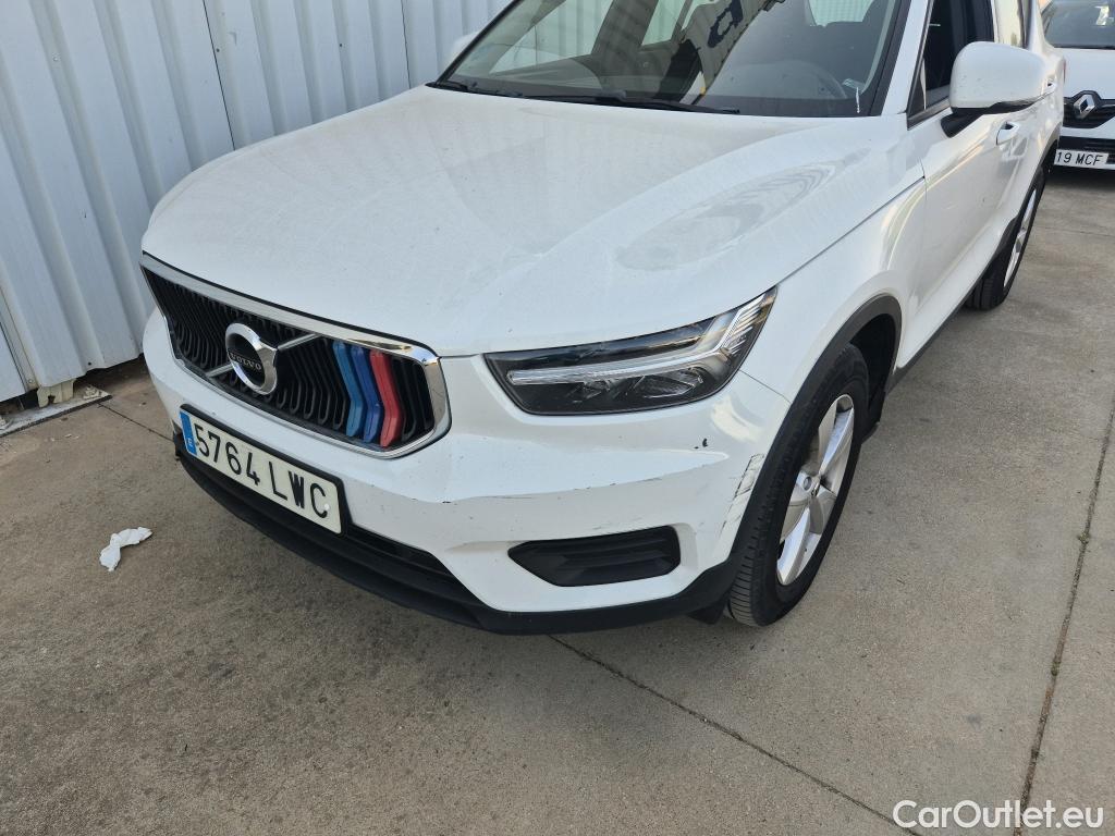  Volvo  XC 40 VOLVO XC40 / 2017 / 5P / todoterreno 1.5 T2 Momentum Core Auto #1