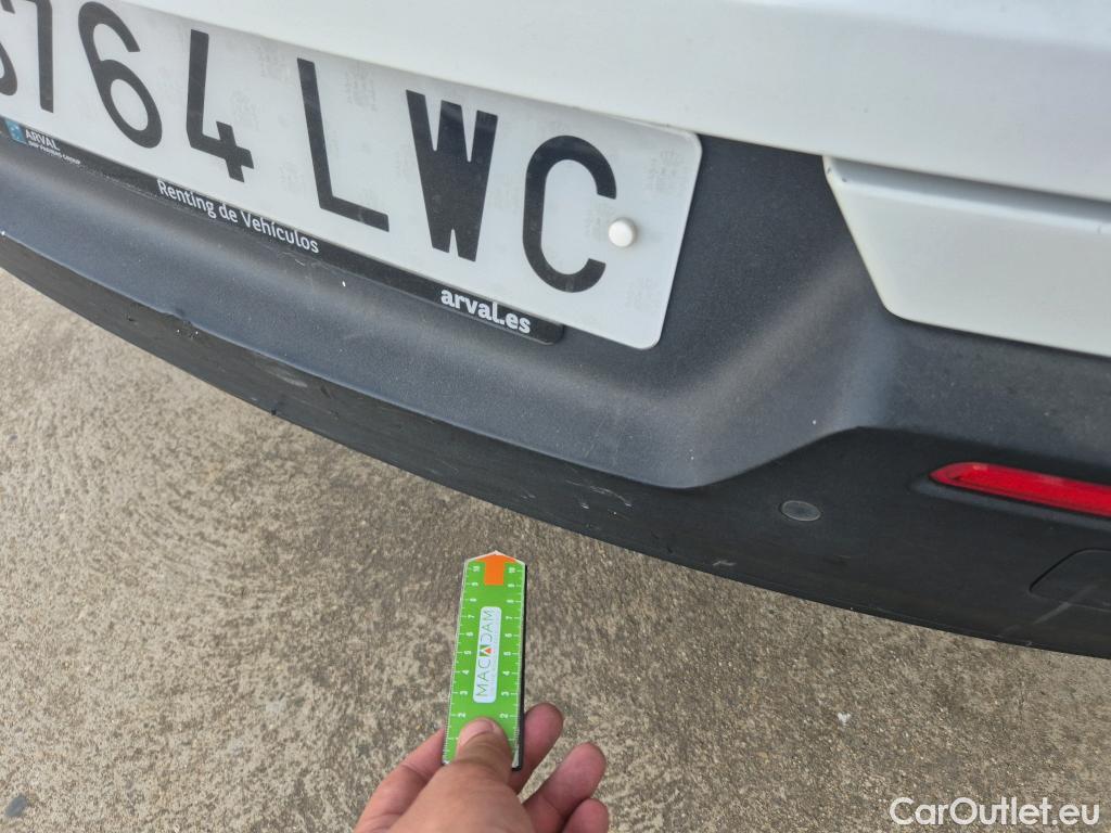  Volvo  XC 40 VOLVO XC40 / 2017 / 5P / todoterreno 1.5 T2 Momentum Core Auto #5
