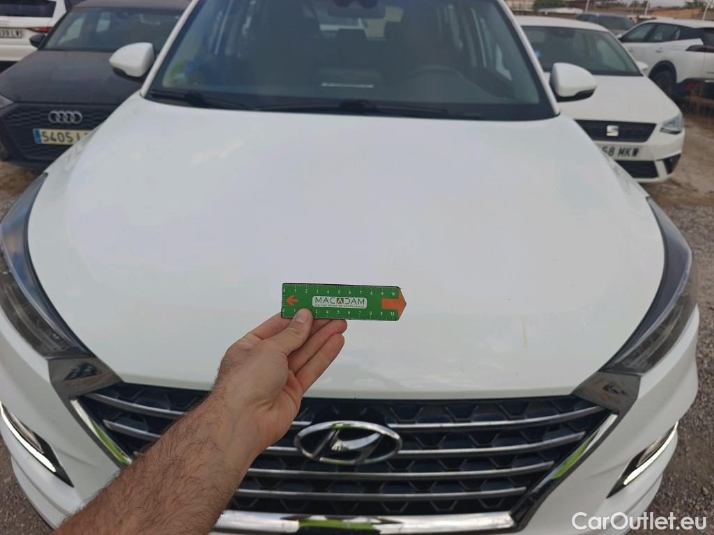  Hyundai  Tucson HYUNDAI  / 2018 / 5P / todoterreno 1.6 CRDI 85kW (116CV) 48V SLE 4X2(SP)(SL) #39