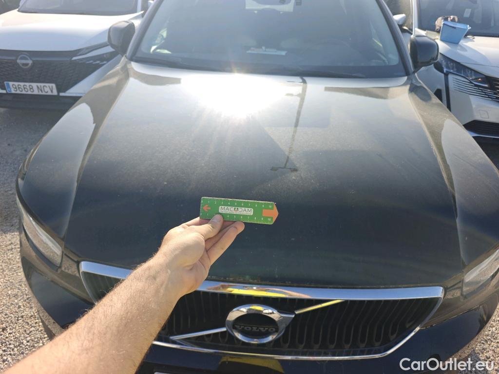  Volvo  XC 40 VOLVO XC40 / 2017 / 5P / todoterreno 1.5 T2 Momentum Pro Auto #9