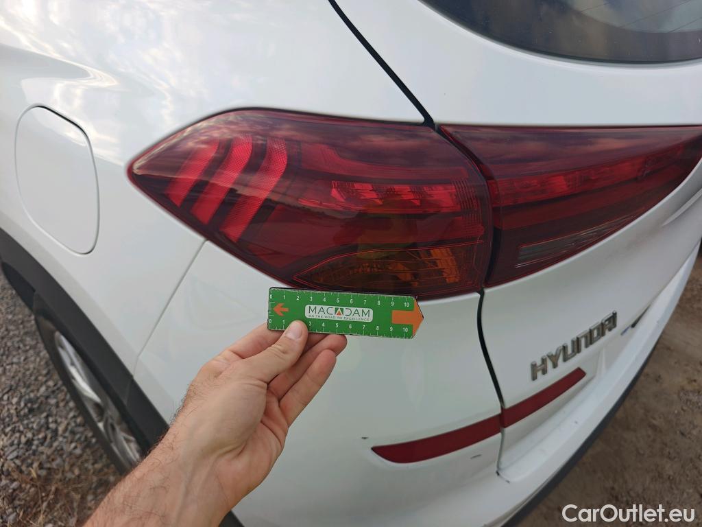 Hyundai  Tucson HYUNDAI  / 2018 / 5P / todoterreno 1.6 CRDI 85kW (116CV) 48V SLE 4X2(SP)(SL) #1