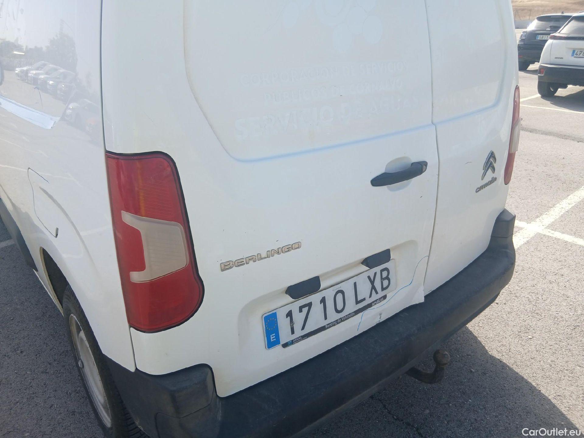  Citroen  Berlingo CITROEN  / 2018 / 3P / furgón derivado de turismo Talla M BlueHDi 100 CONTROL (AC2) #20