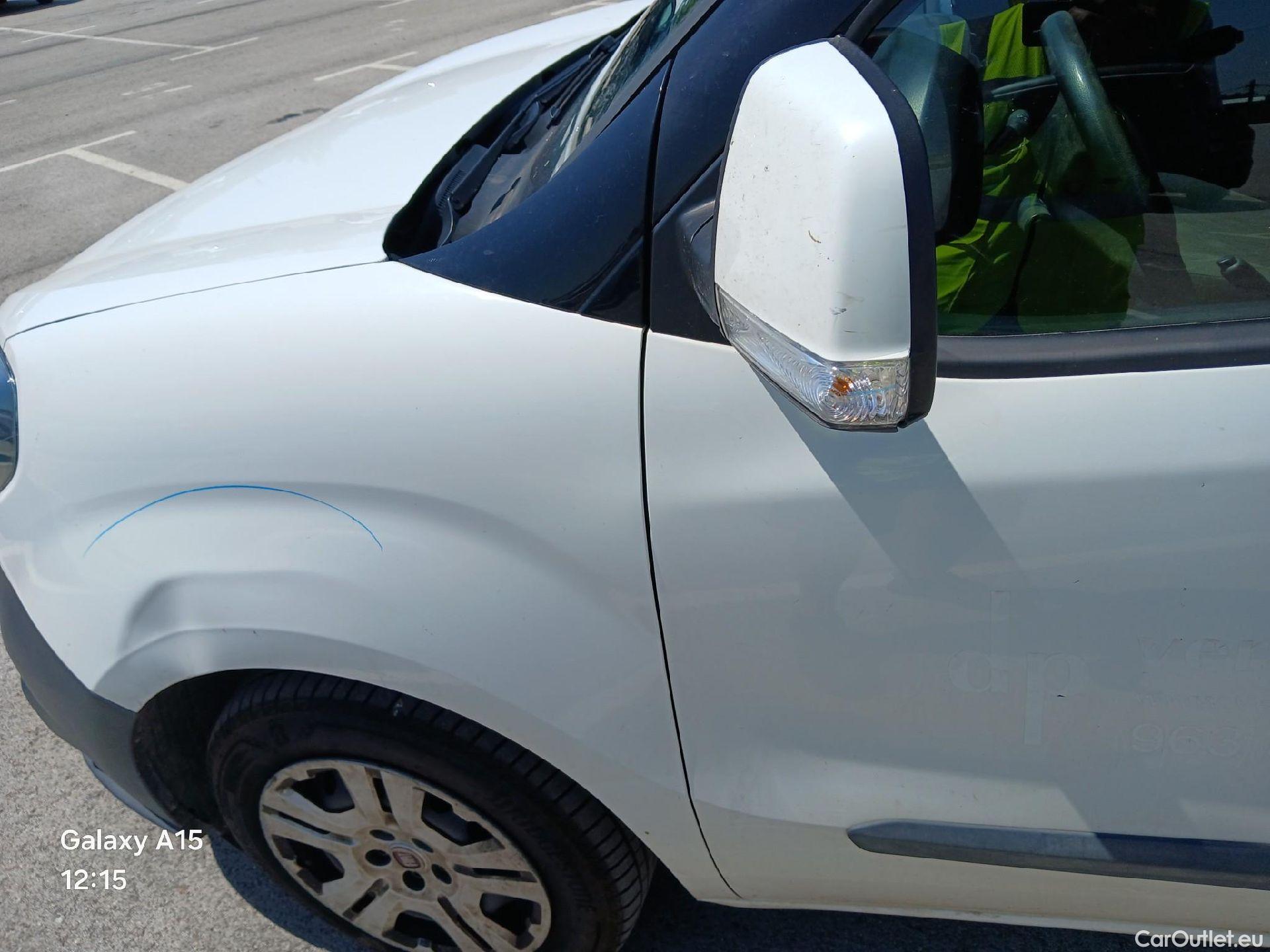  Fiat  Doblo FIAT Doblò Cargo/2015/4P/furgón derivado de turismo Cargo SX 1.6 Mjet 66kW (90CV) (AC) #20